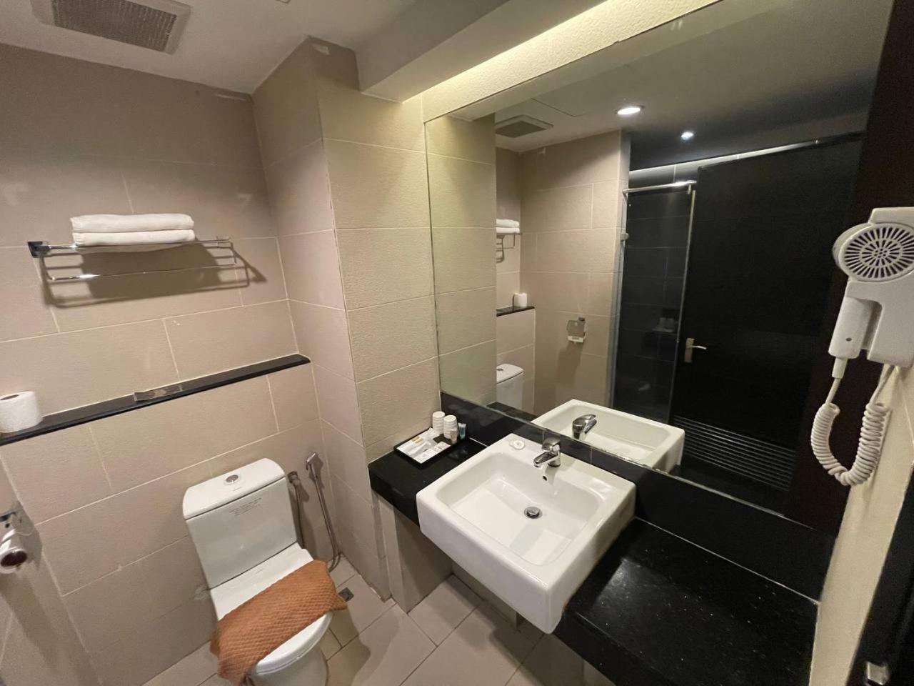 Hotel De Leon Lahad Datu Zimmer foto